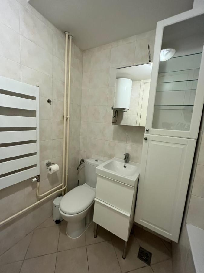 Ana Belville Apartment